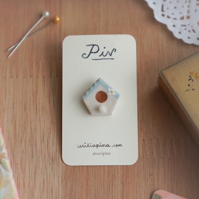casita de pajaro celeste / broche