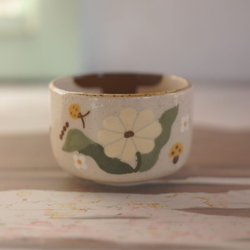 Té / Pájaro y flor amarilla