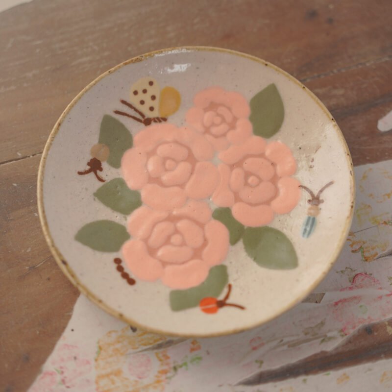 rosas e insectos / plato
