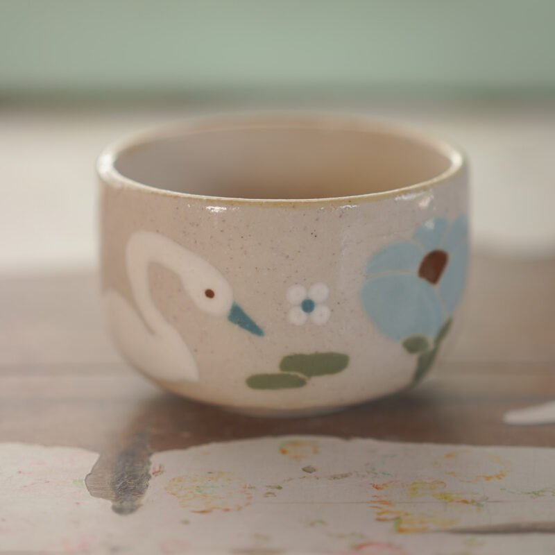 Té / cisne con anémona celeste