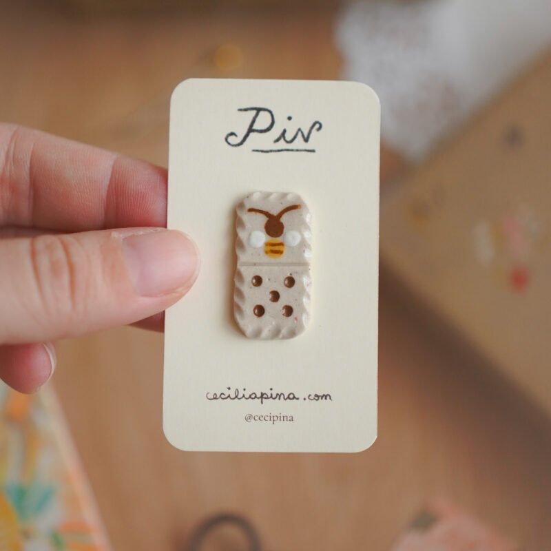 abeja dominó / broche